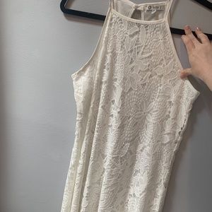 WHITE LACE DRESS
